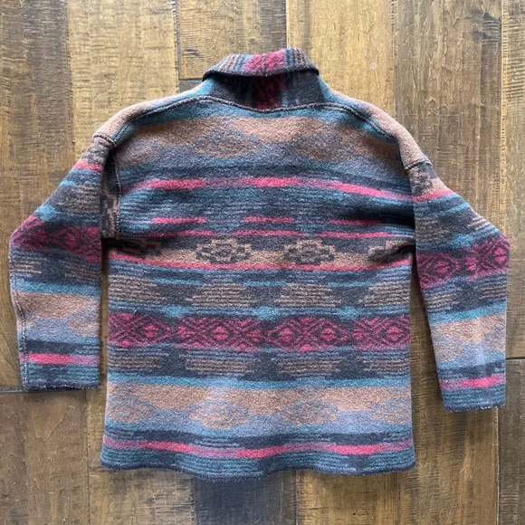 Vintage 90’s Alps Fine Women’s Apperel wool button up cardigan. Aztec pattern - Picture 3 of 4